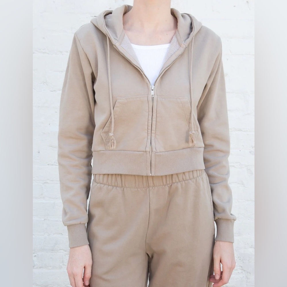 Brandy Melville Tan Cropped Hoodie